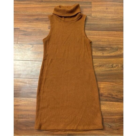 Saints & Hearts brown/burnt sienna turtleneck sleeveless sweater dress - Picture 1 of 4